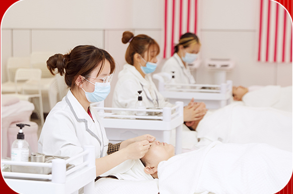 成都学美容培训要多少钱