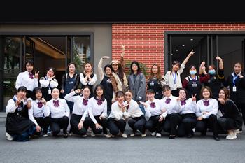 影视化妆怎么学,学那所化妆学校好