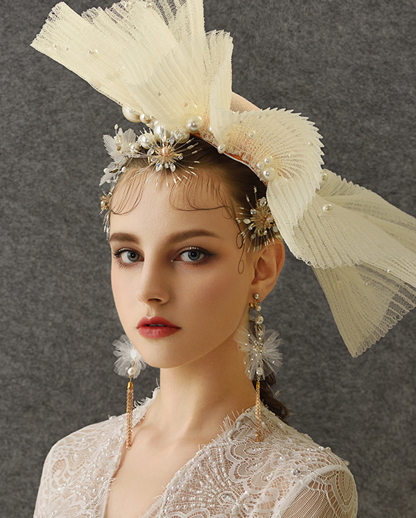 白纱组11号 上海2018春季形象设计创意一班 《灵动精灵》.jpg