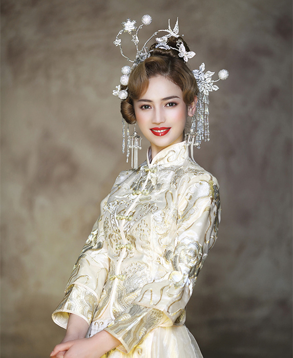 中式组4号 北京2018春季形象设计影视人物造型二班 《在水伊人》.jpg