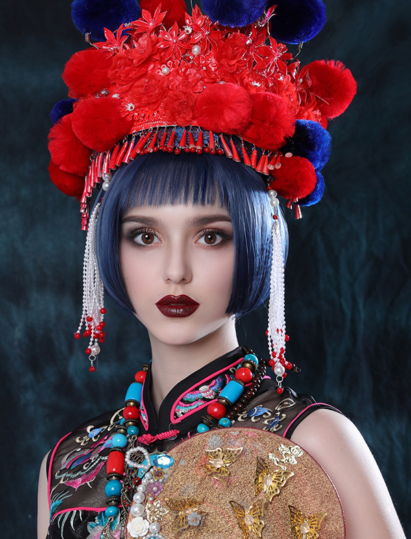 1634024803771948jVqH.jpg 中式组7号-成都秋季现代人物形象设计创意一班《古韵》.jpg