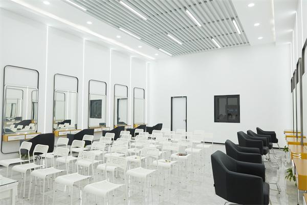 师资如何对选择化妆学校有什么影响嘛